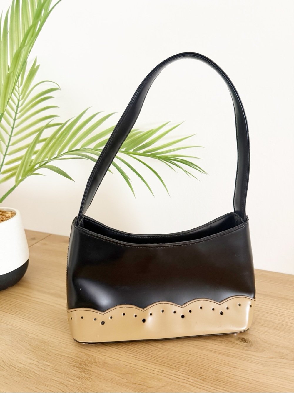 Black & Tan Faux Leather Y2K Shoulder Bag Purse